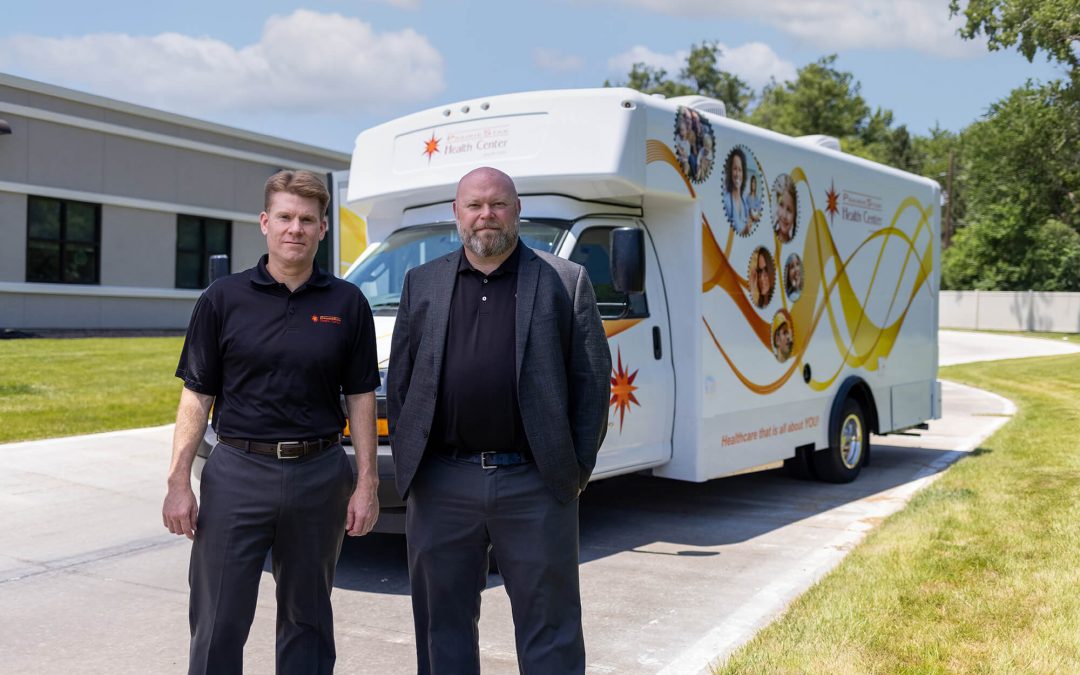 COLLINS BUS CORPORATION COLLABORATES WITH PRAIRIESTAR HEALTH CENTER FOR MOBILE MEDICAL CLINICS
